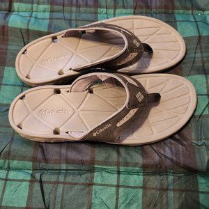 ✨️Host Pick✨️Columbia Black/Gray Flip Flops Mens